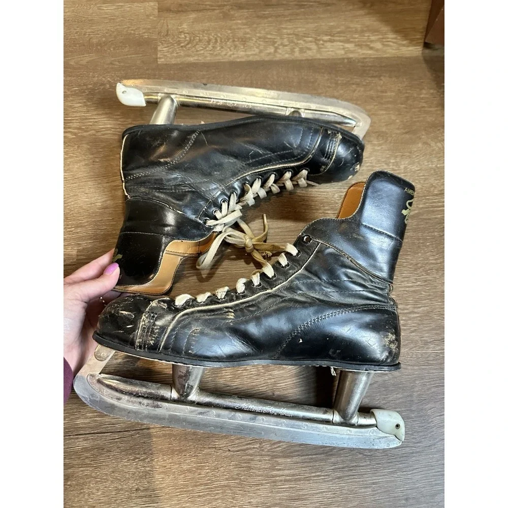 Vintage American Cougar Ice Skates Size 10 Black Leather Rustic Decor Japan
